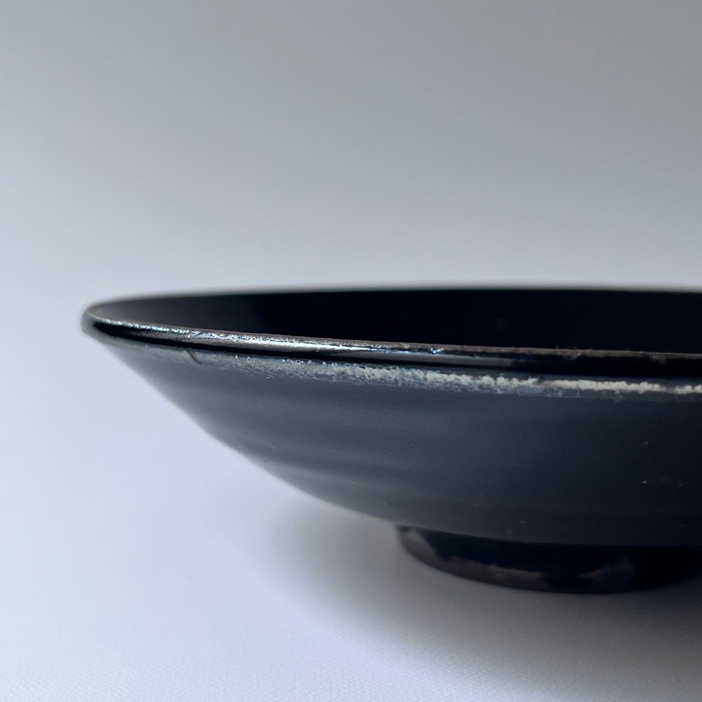 黒釉鉢