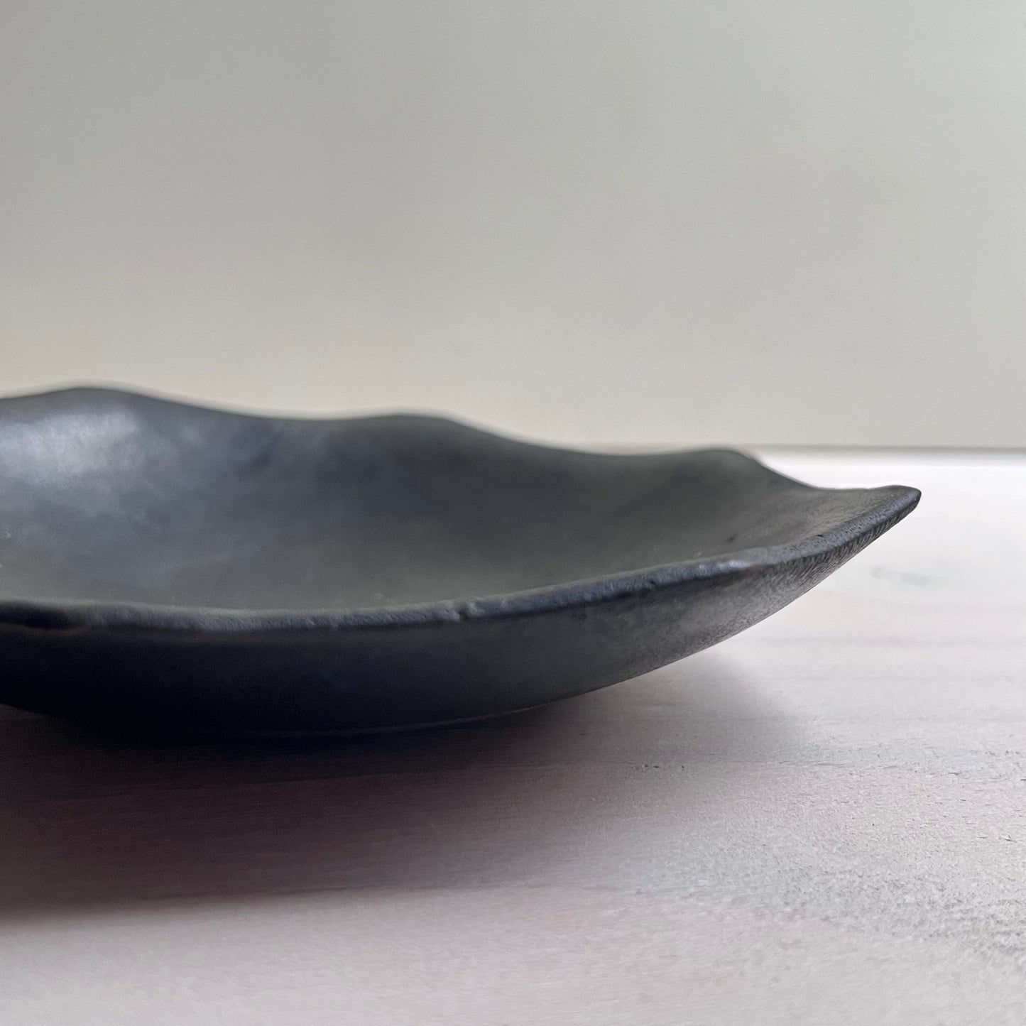 黒釉八角小皿