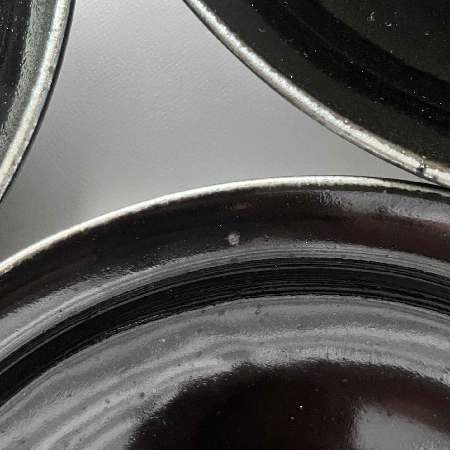 黒釉皿 7寸