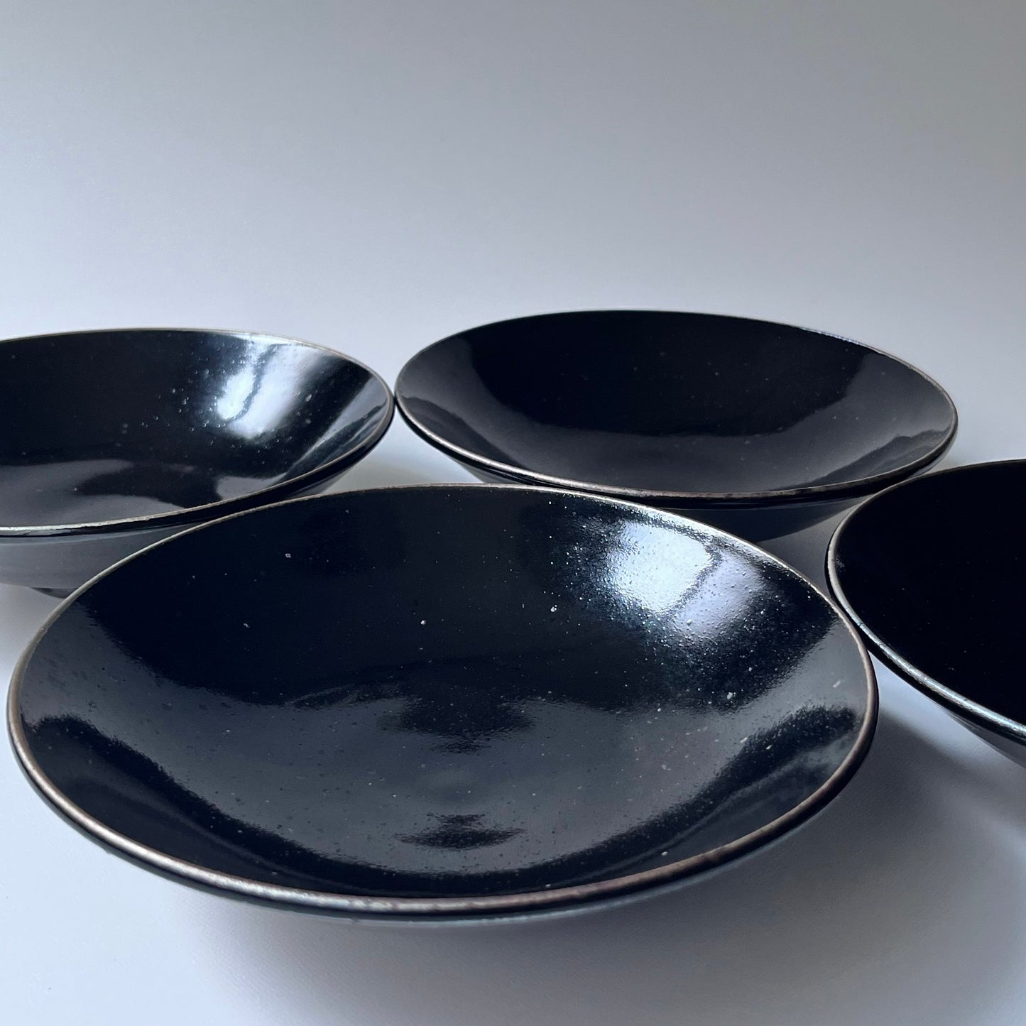 黒釉鉢