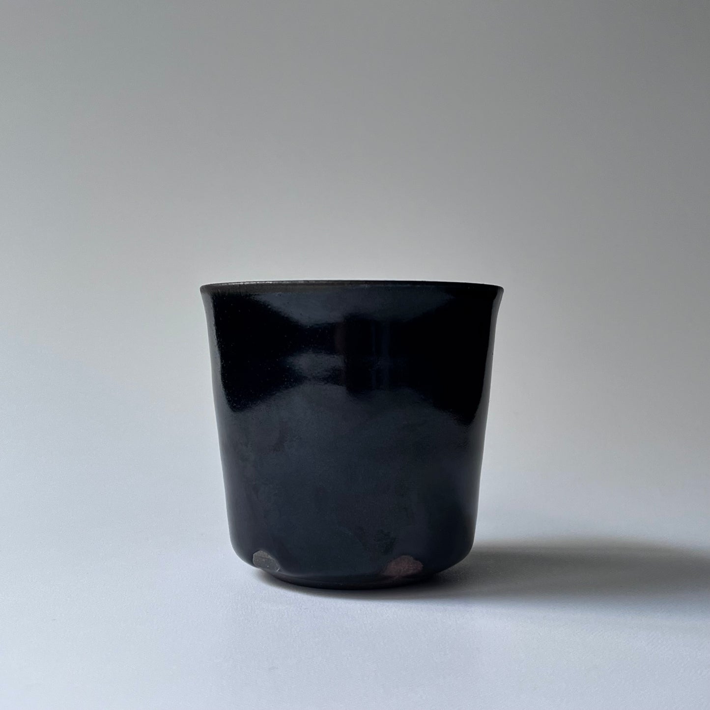 黒釉カップ