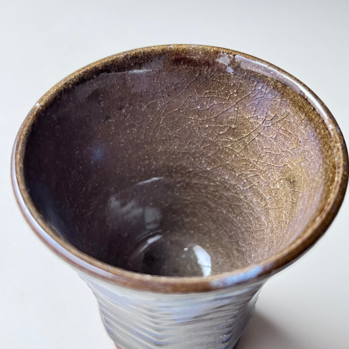 藁灰釉冷酒杯