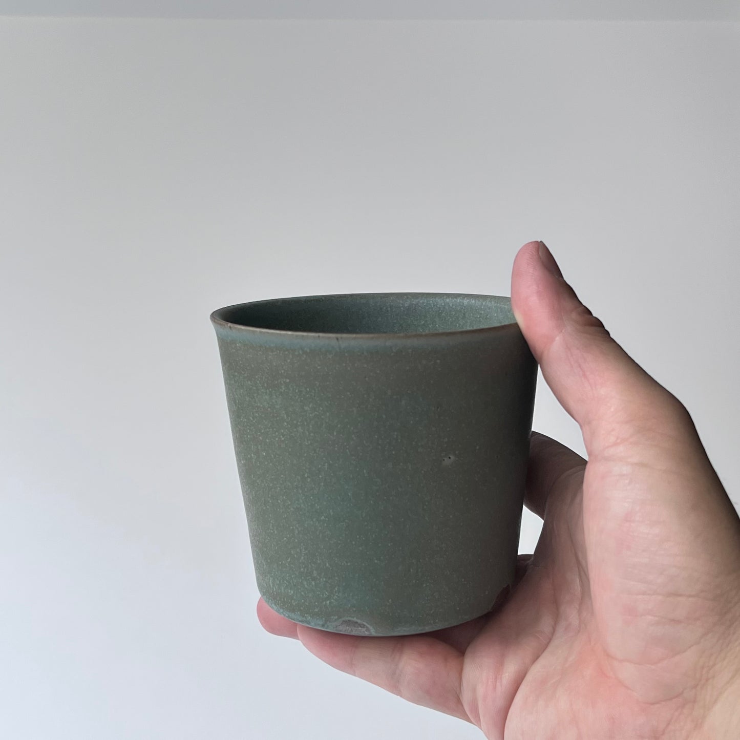 鉄釉カップ