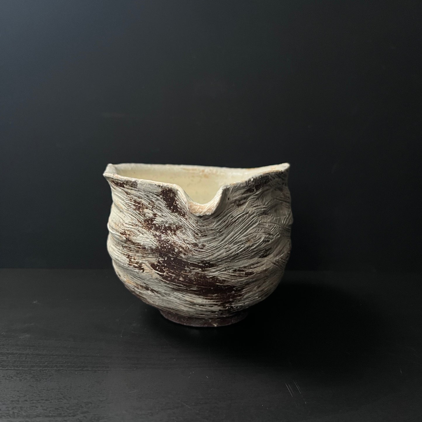 刷毛目片口