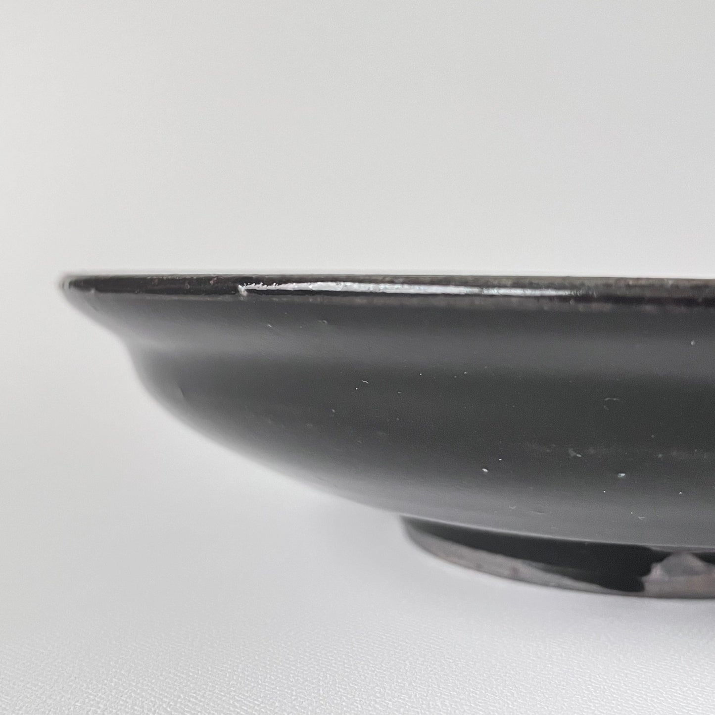 黒釉皿 7寸