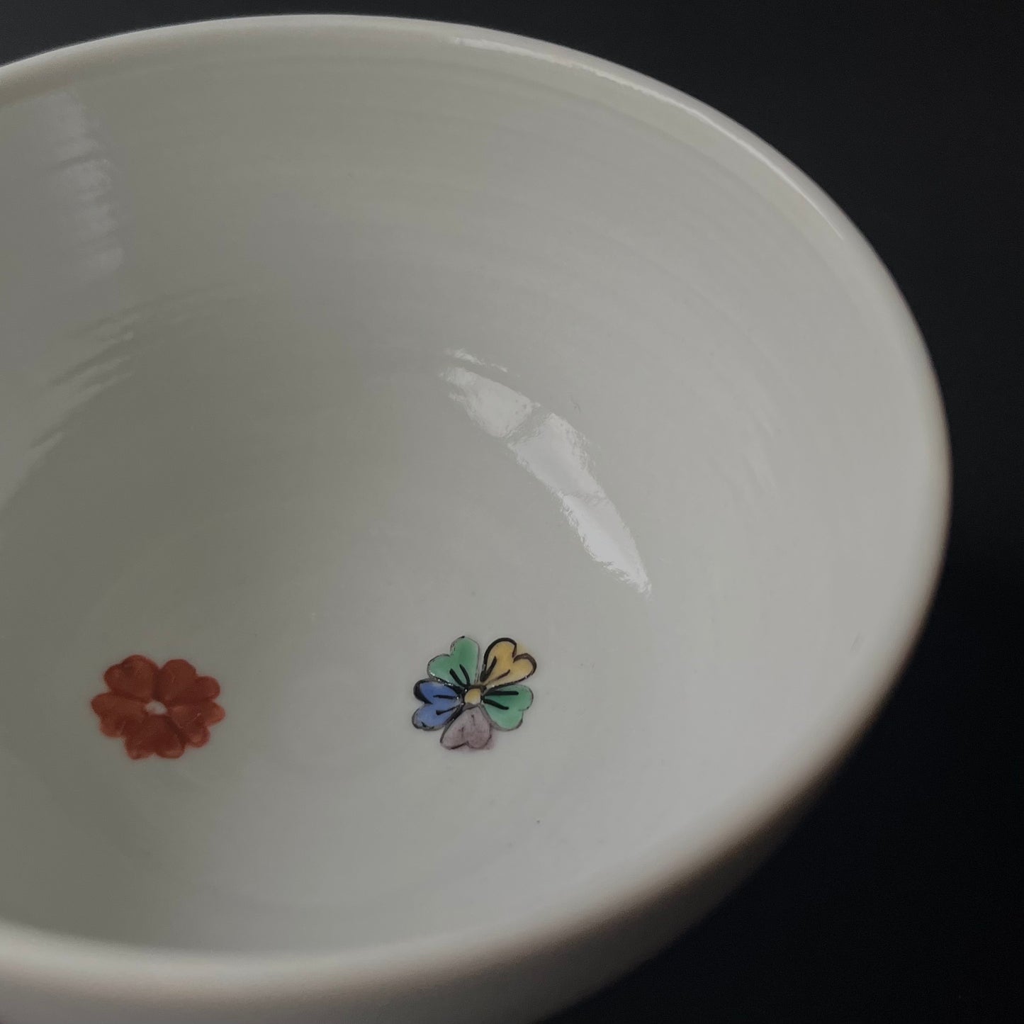 色絵花動物飯碗(中)