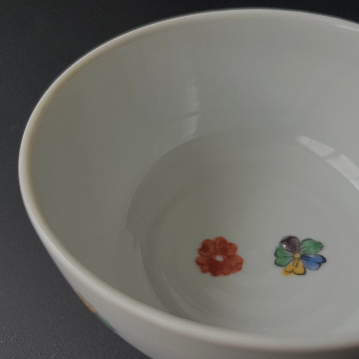 色絵花動物飯碗(小)