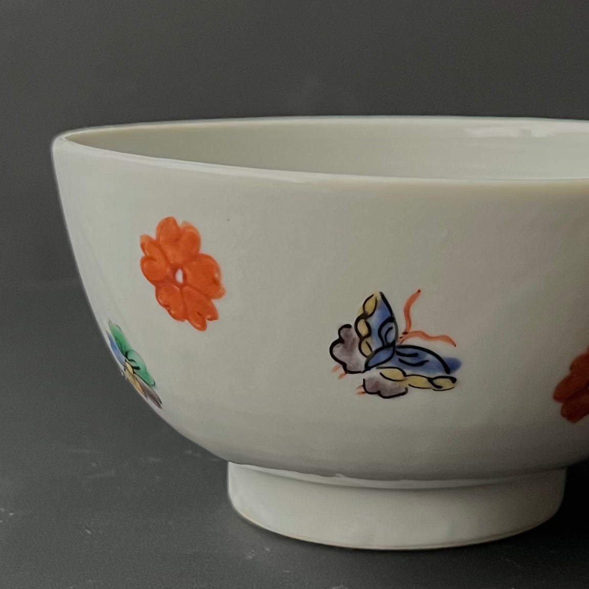 色絵花動物飯碗(中)