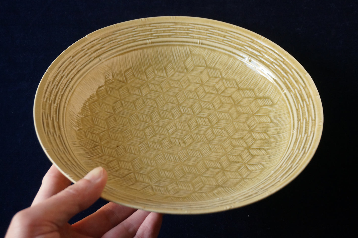 灰釉カゴ文皿(大)