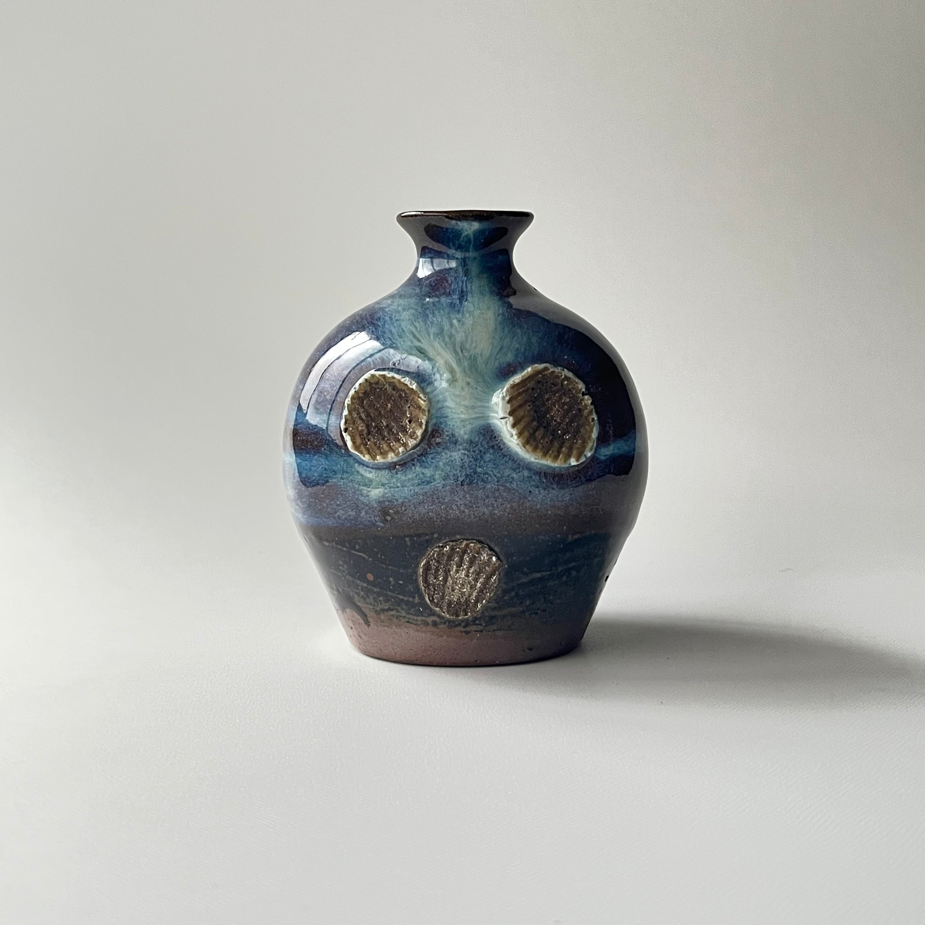 青小代扁壺徳利 - dandeliOn