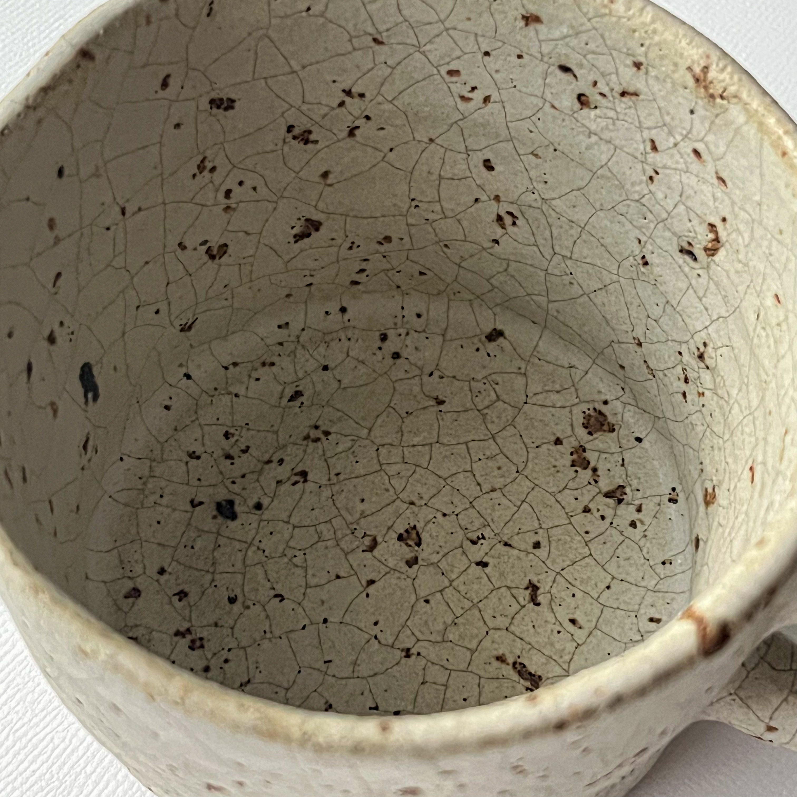 白釉マグカップ