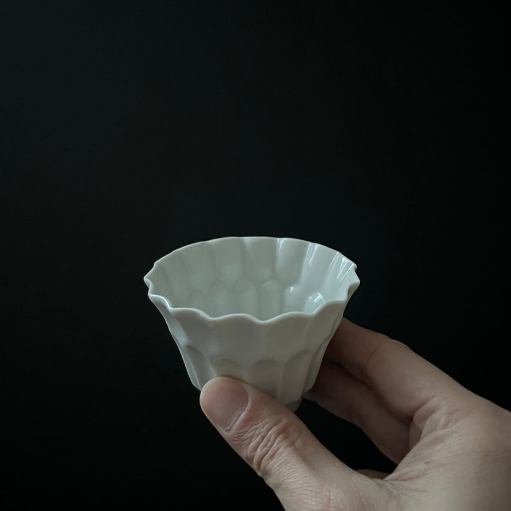 白磁輪花杯 - dandeliOn