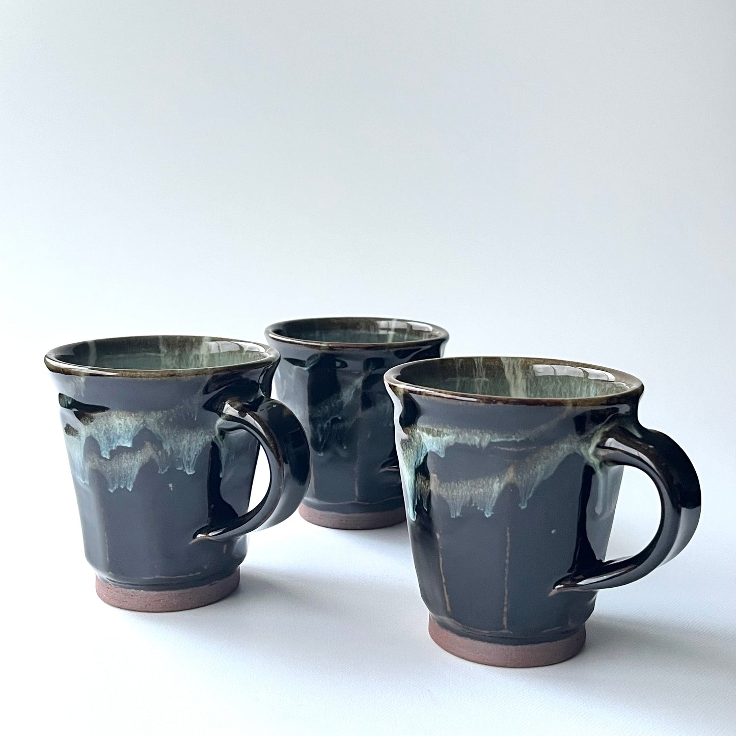 黒釉マグカップ