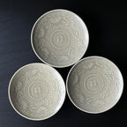 灰釉双喜文小皿 - dandeliOn