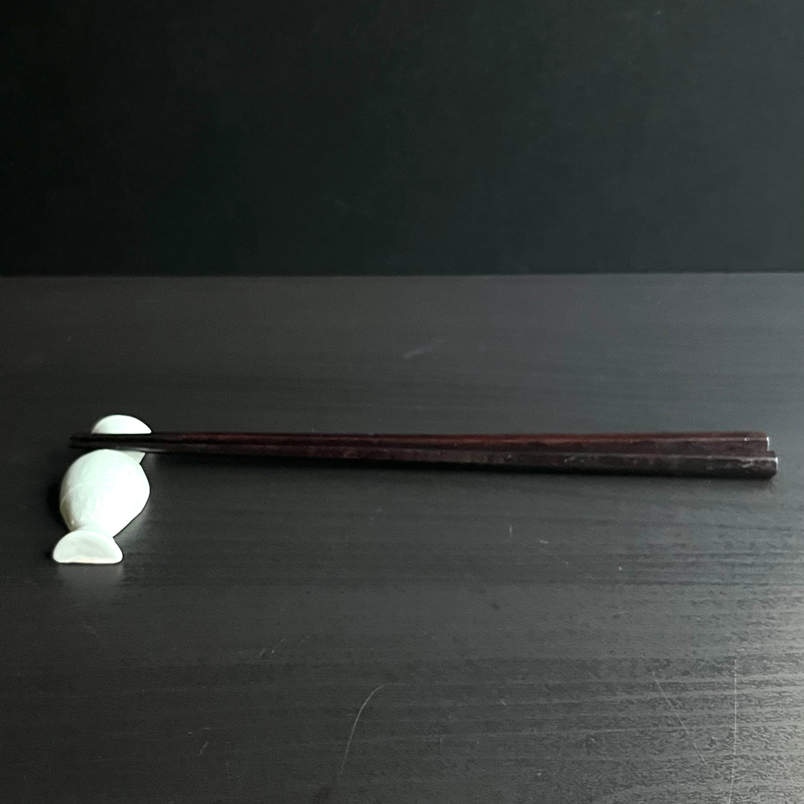 白磁箸置き