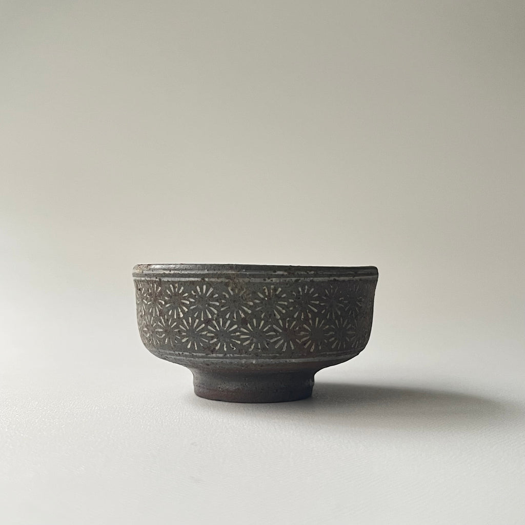 南蛮象嵌ぐい呑 - dandeliOn