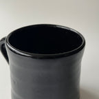 黒絵マグカップ　パルメット
