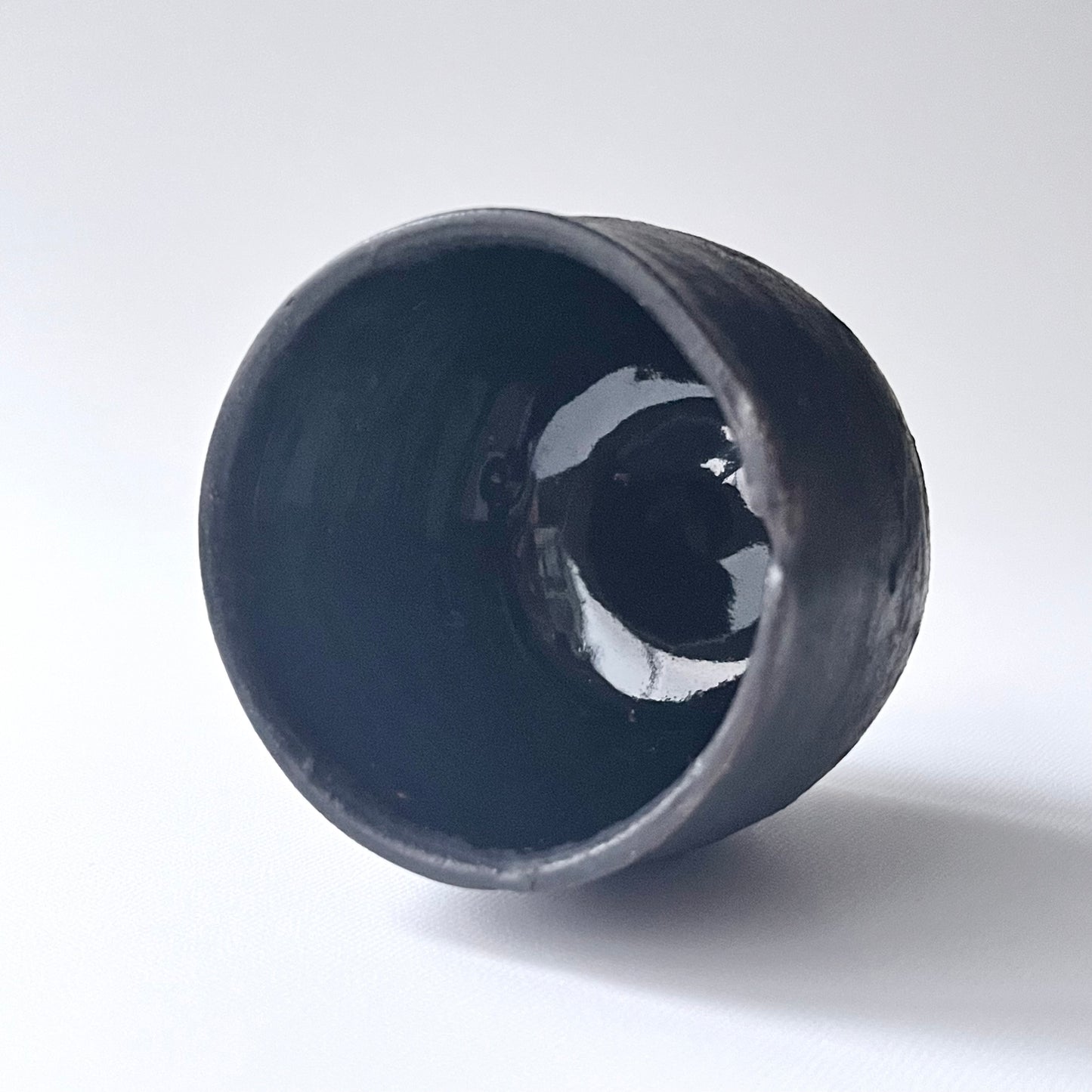 黒釉ロックグラス（粗）