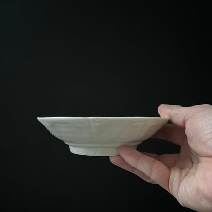 白磁葡萄文鉢