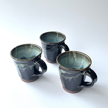 黒釉マグカップ