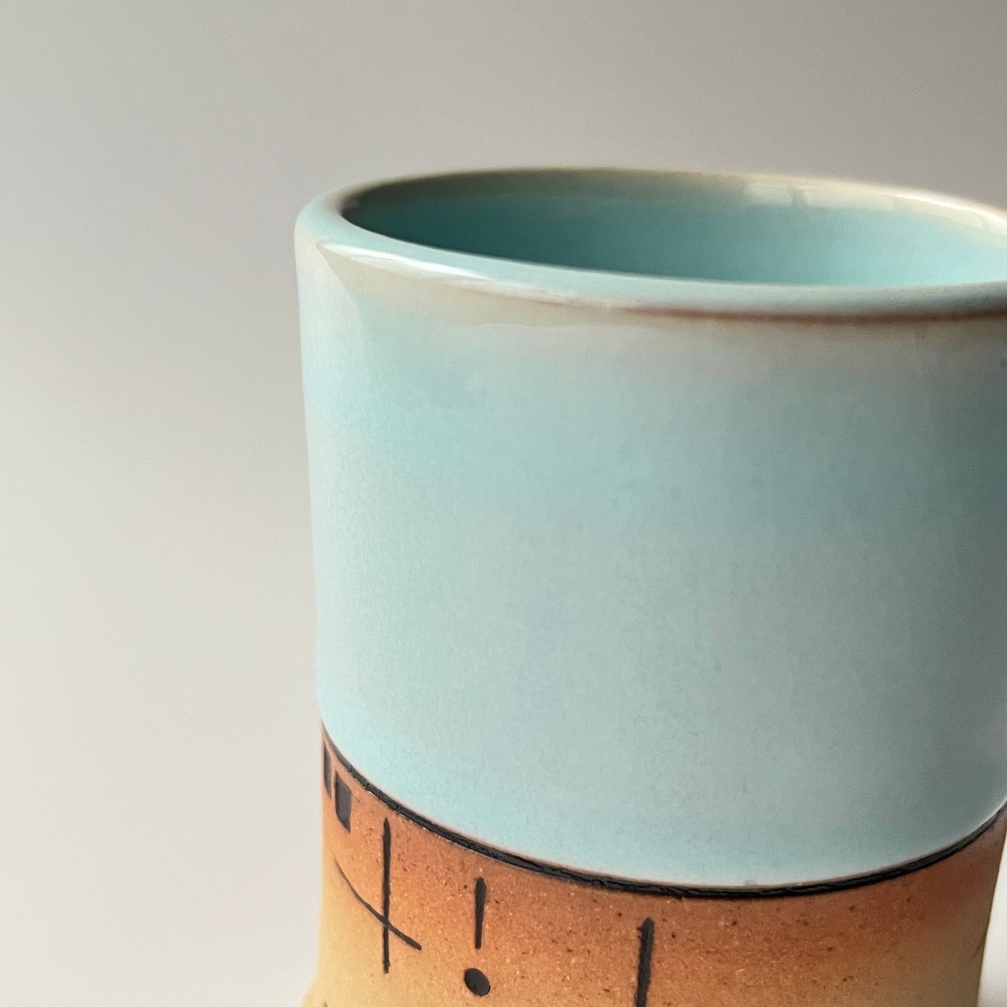 彩色カップ / 月白