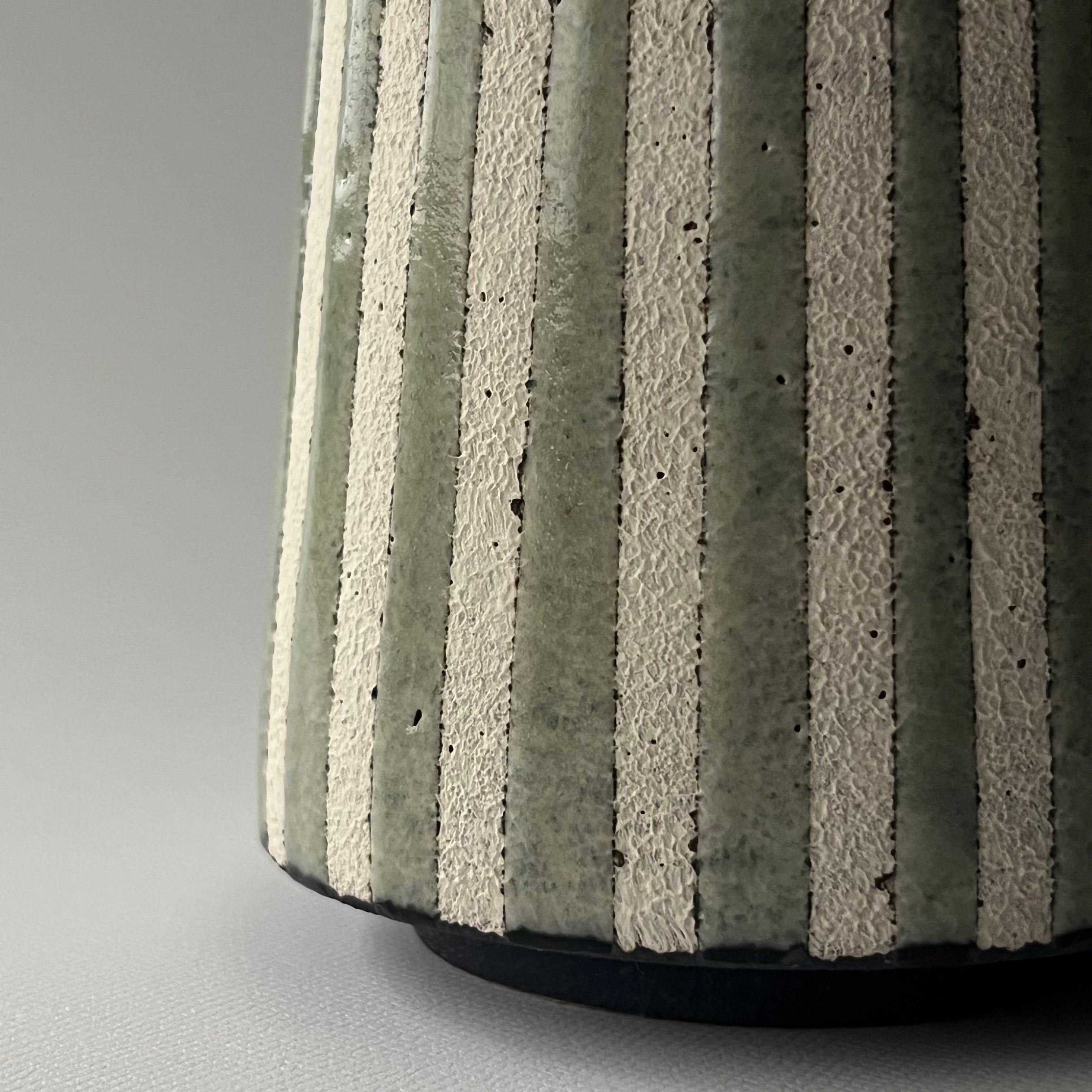 切立マグカップ（青縞々）