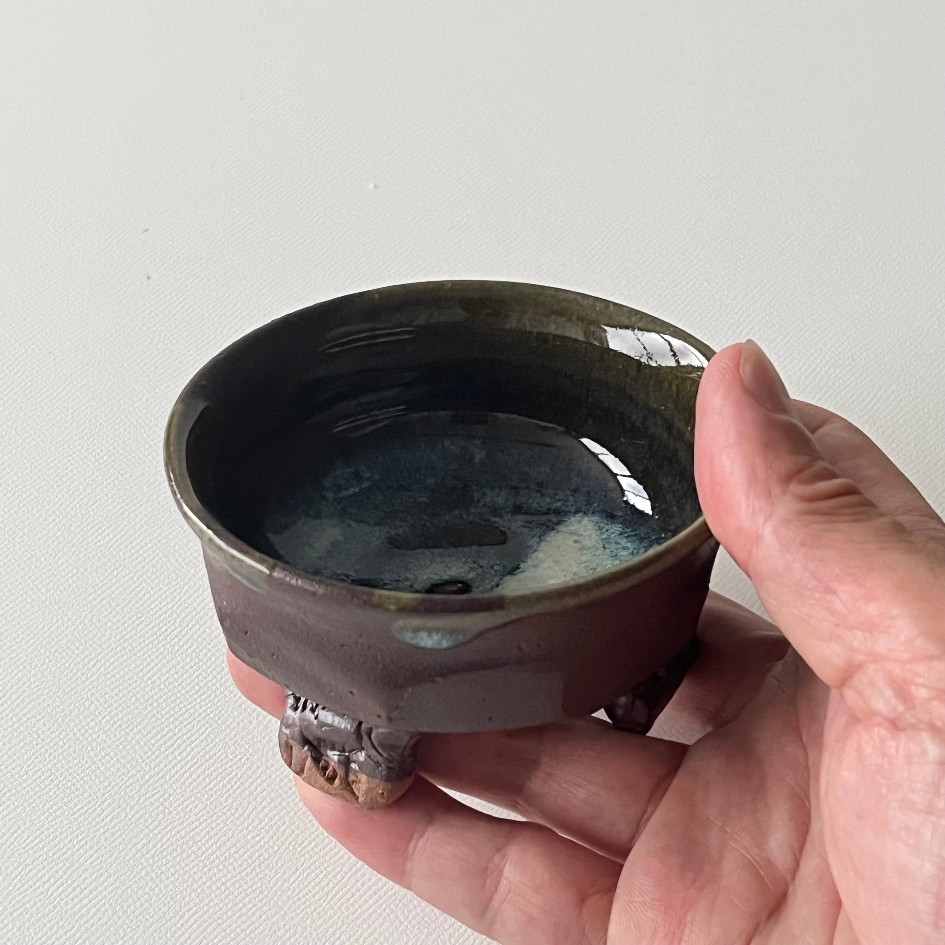 三つ足酒杯