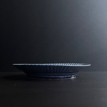 瑠璃釉花文輪花皿