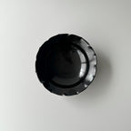 黒釉輪花向附
