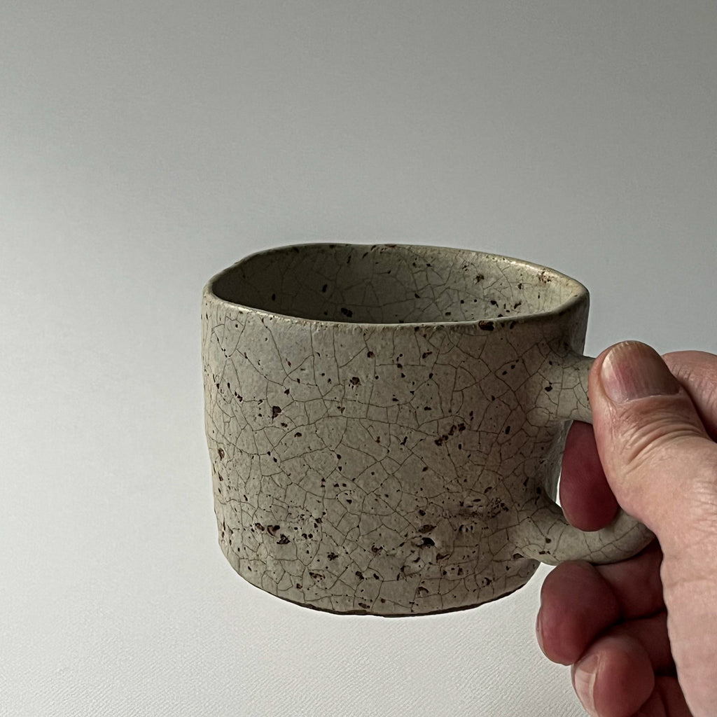 白釉マグカップ