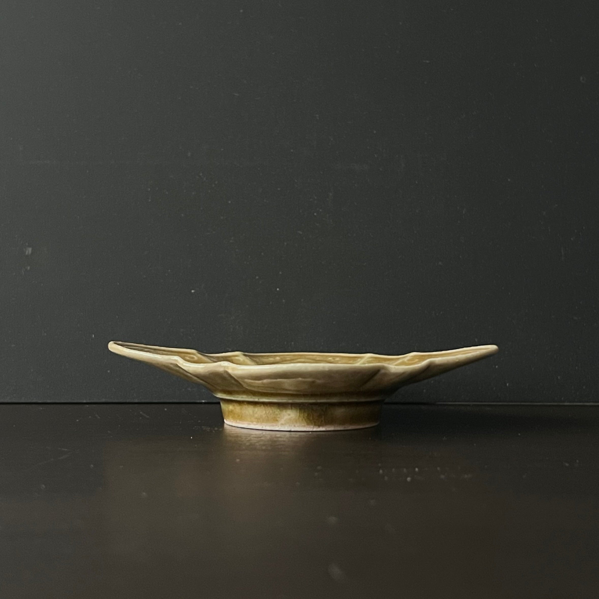 緑釉茶托 - dandeliOn