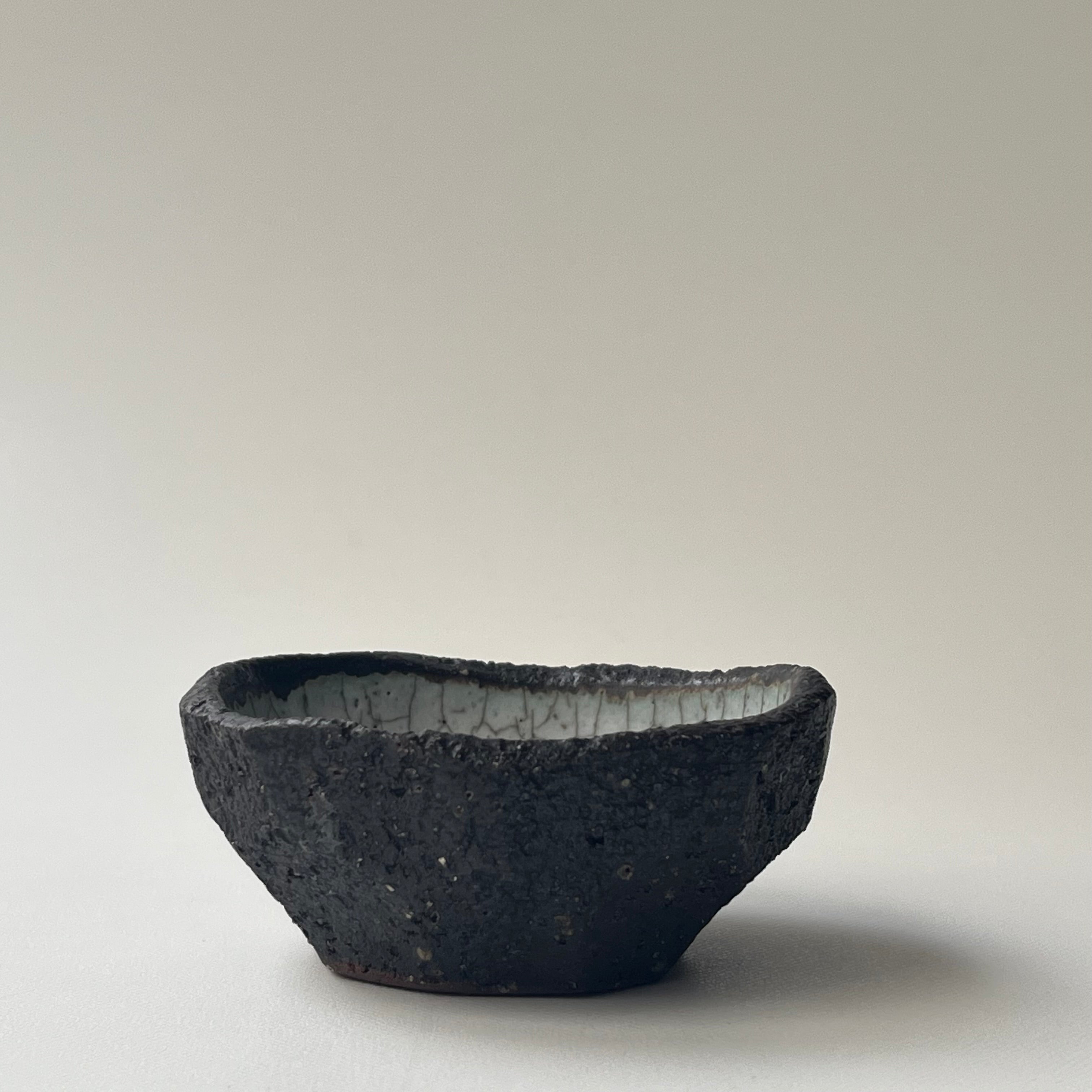 黒釉豆小鉢