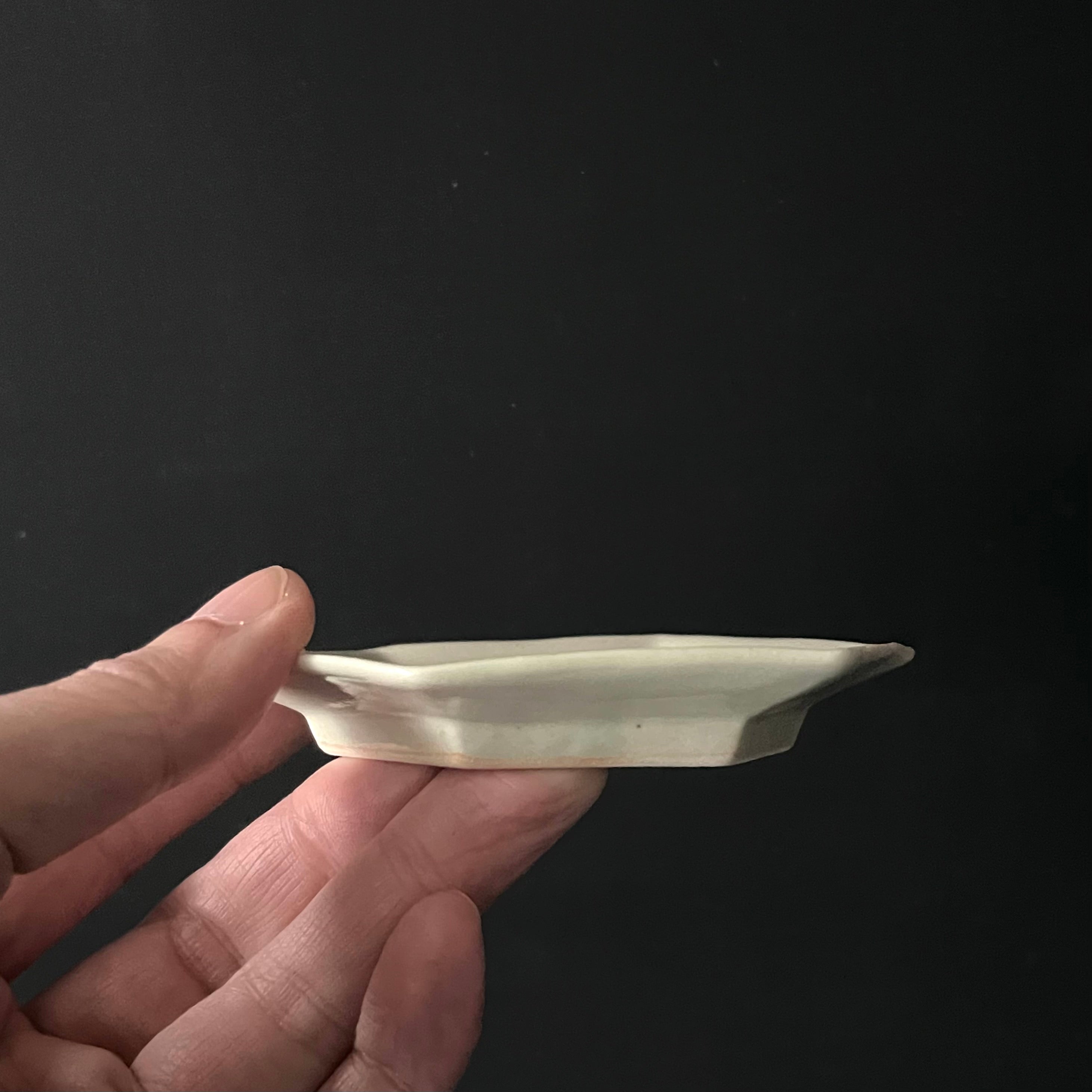 白磁六角小皿 - dandeliOn