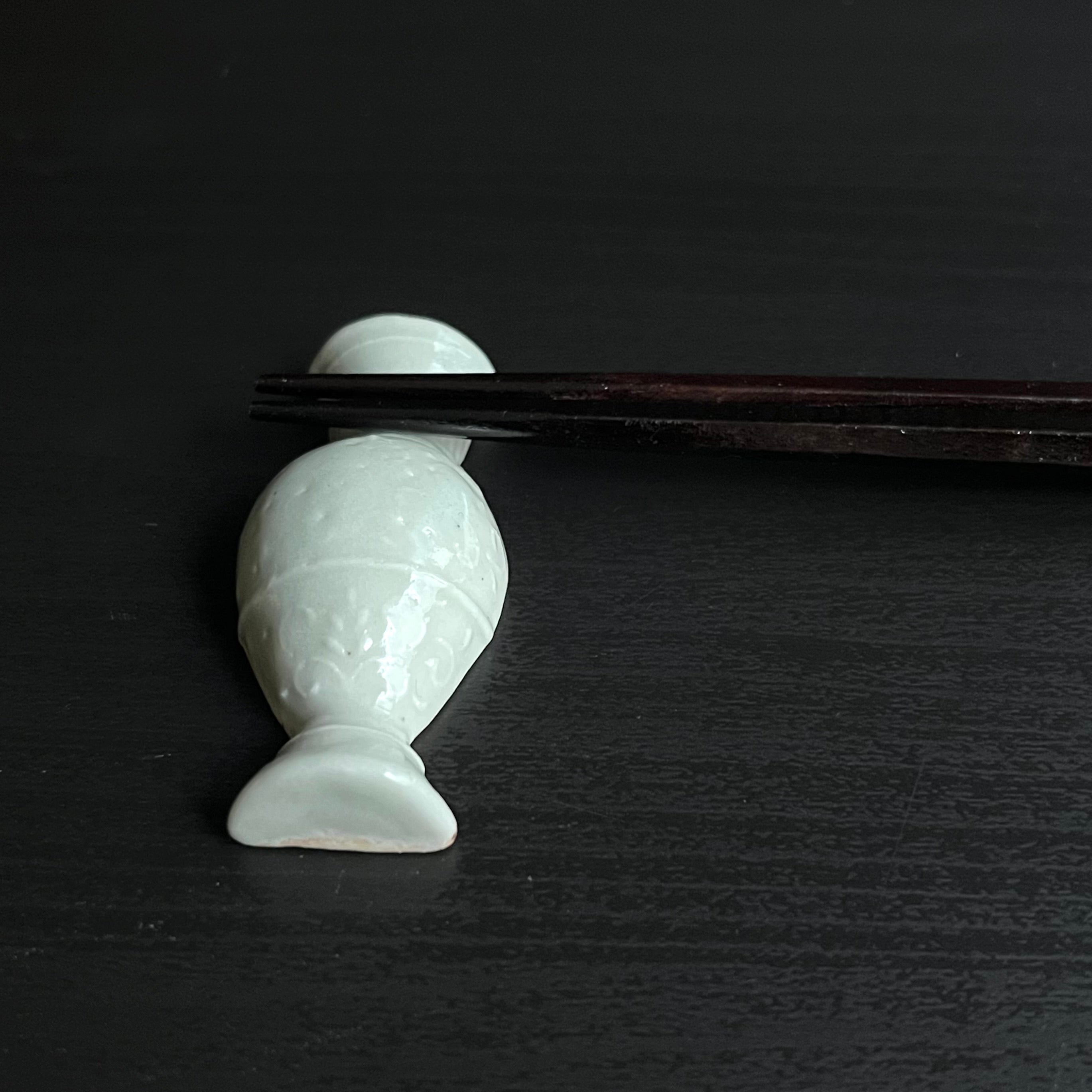 白磁箸置き