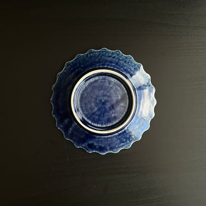 瑠璃釉ビワ文輪花皿