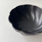 黒釉捻り菊鉢　小