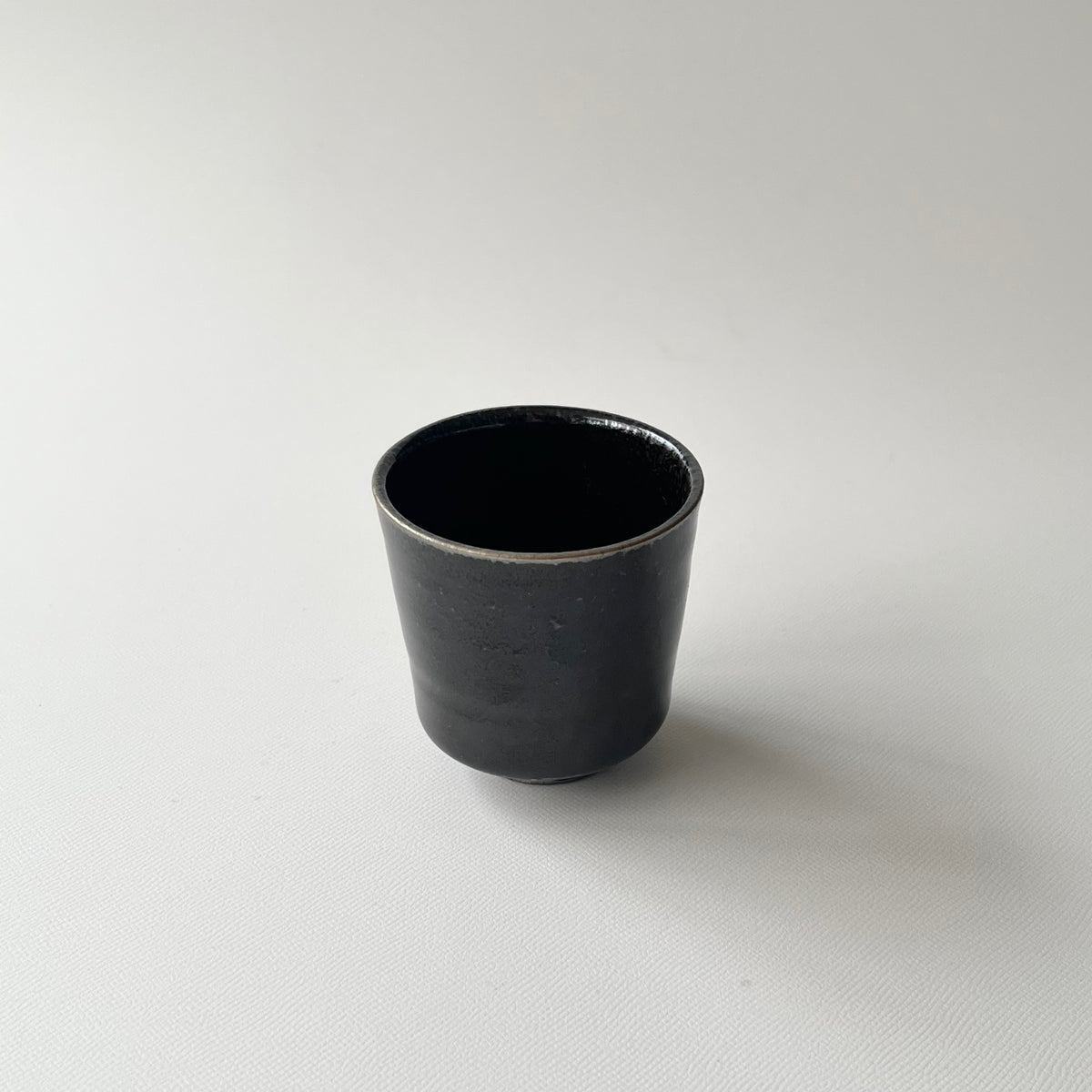黒釉ぐい呑