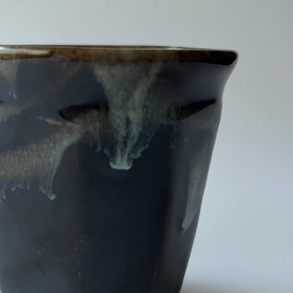 黒釉マグカップ