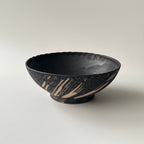 白線文様黒釉ボウル