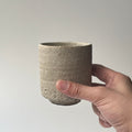 白釉湯呑み