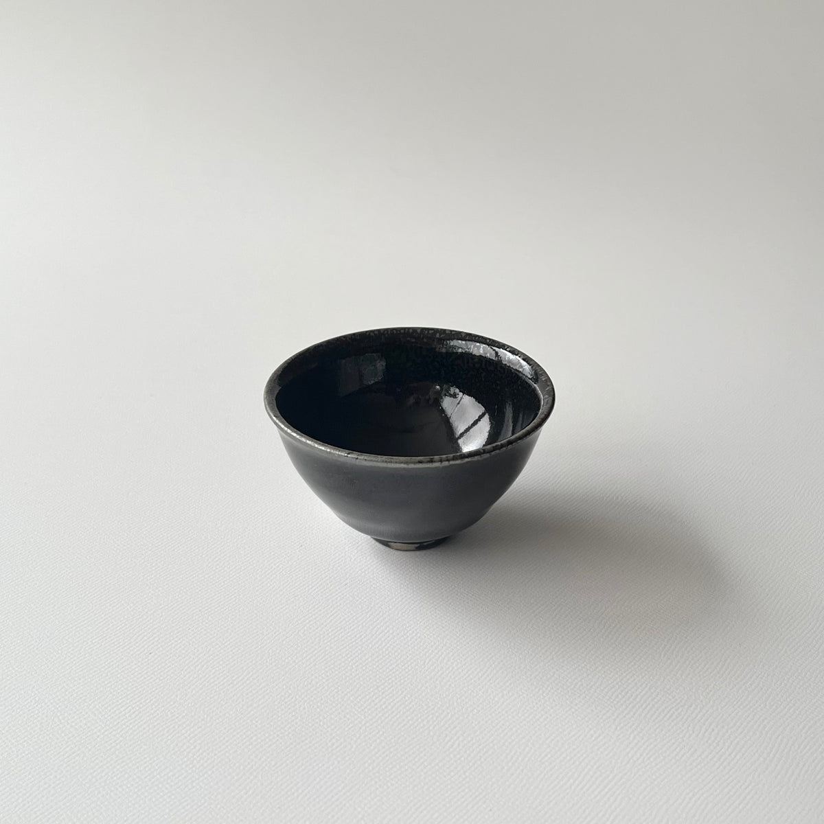 黒釉ぐい呑
