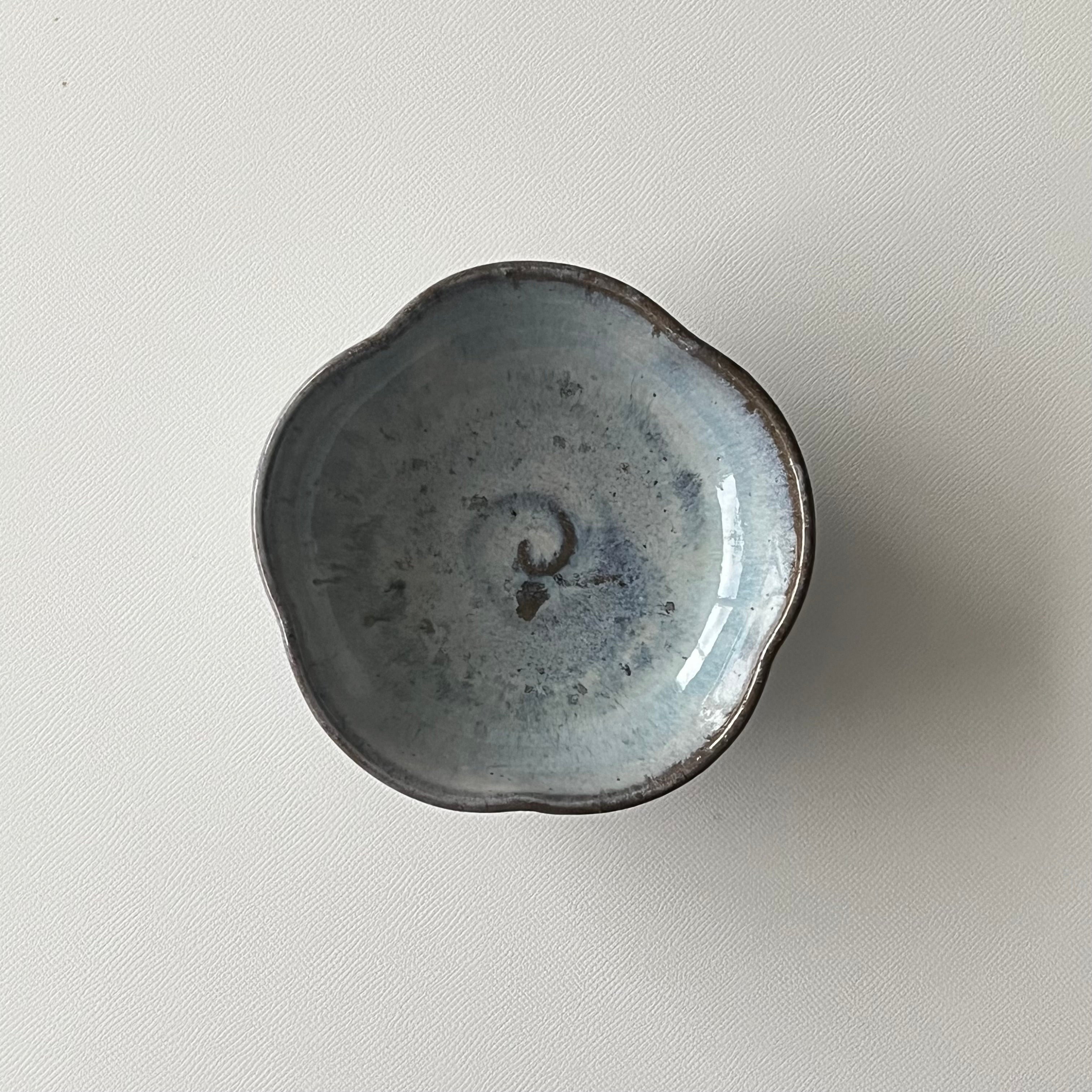 梅花平盃