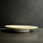 白磁金木犀文小皿