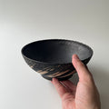 白線文様黒釉ボウル