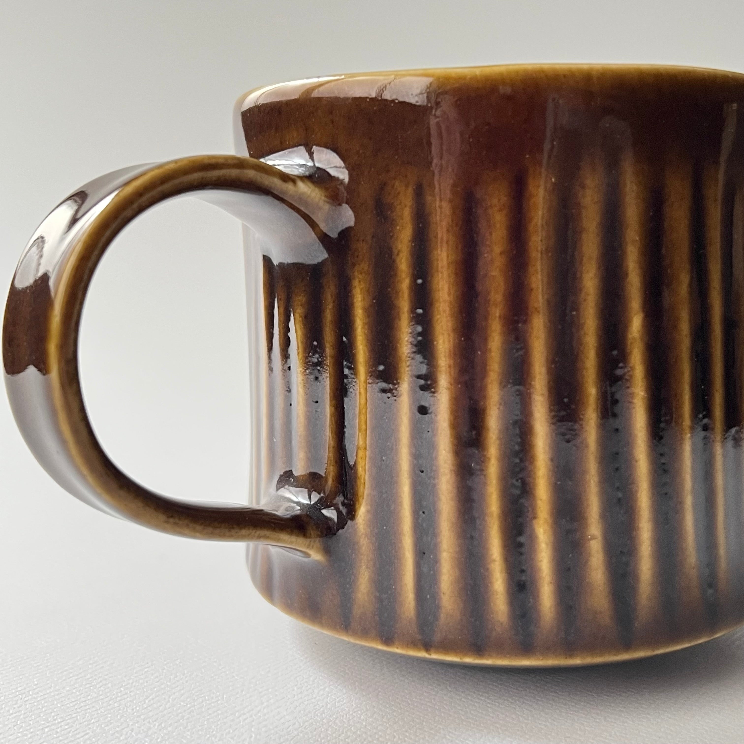 飴釉マグカップ