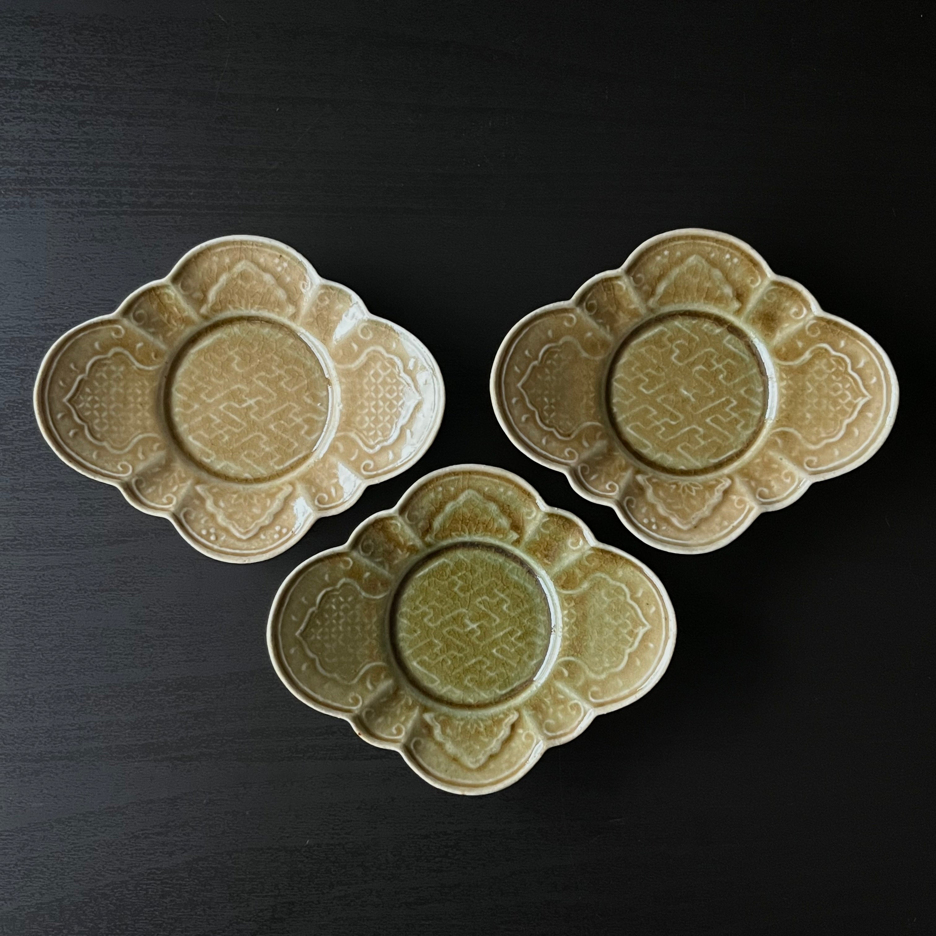 緑釉茶托 - dandeliOn