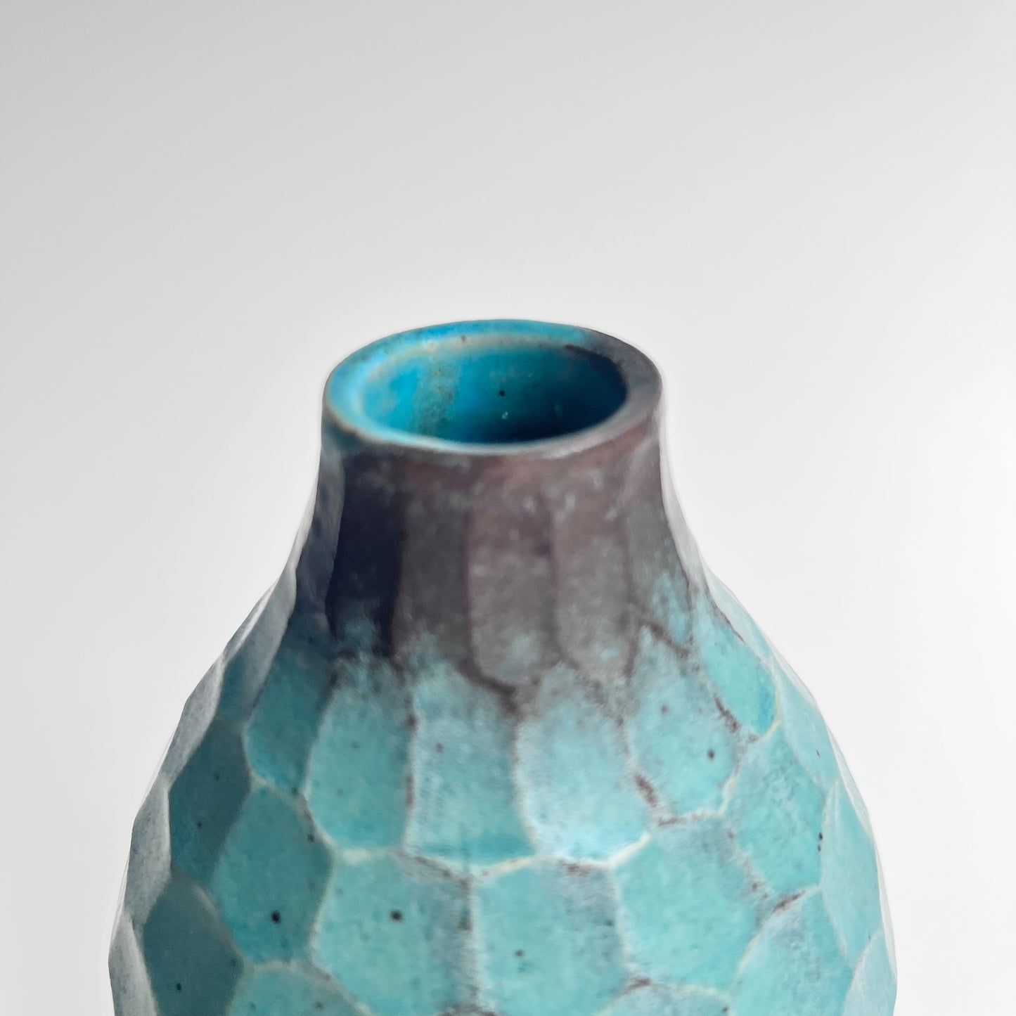 トルコ釉シノギ花器