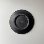 白線文様黒釉皿