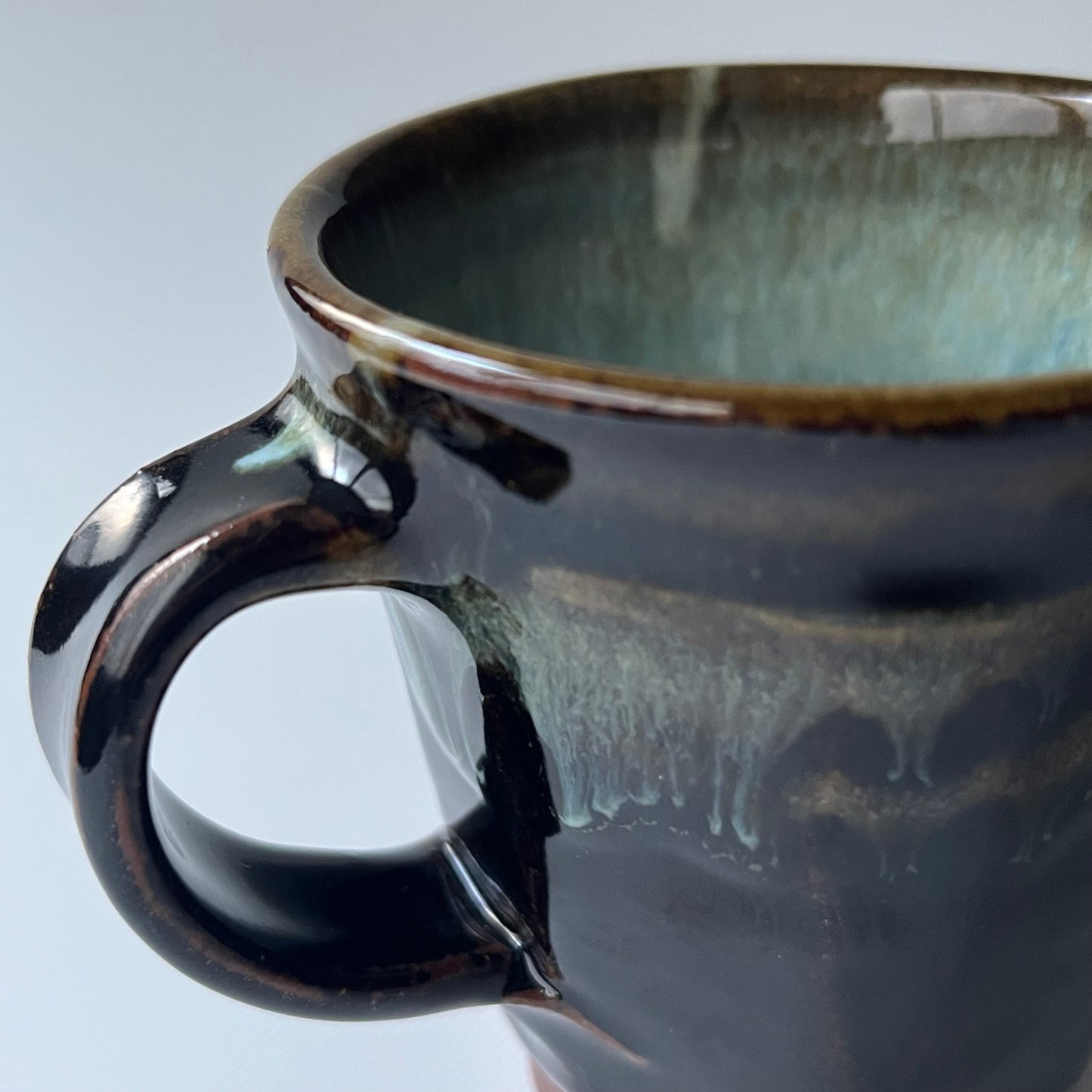 黒釉マグカップ