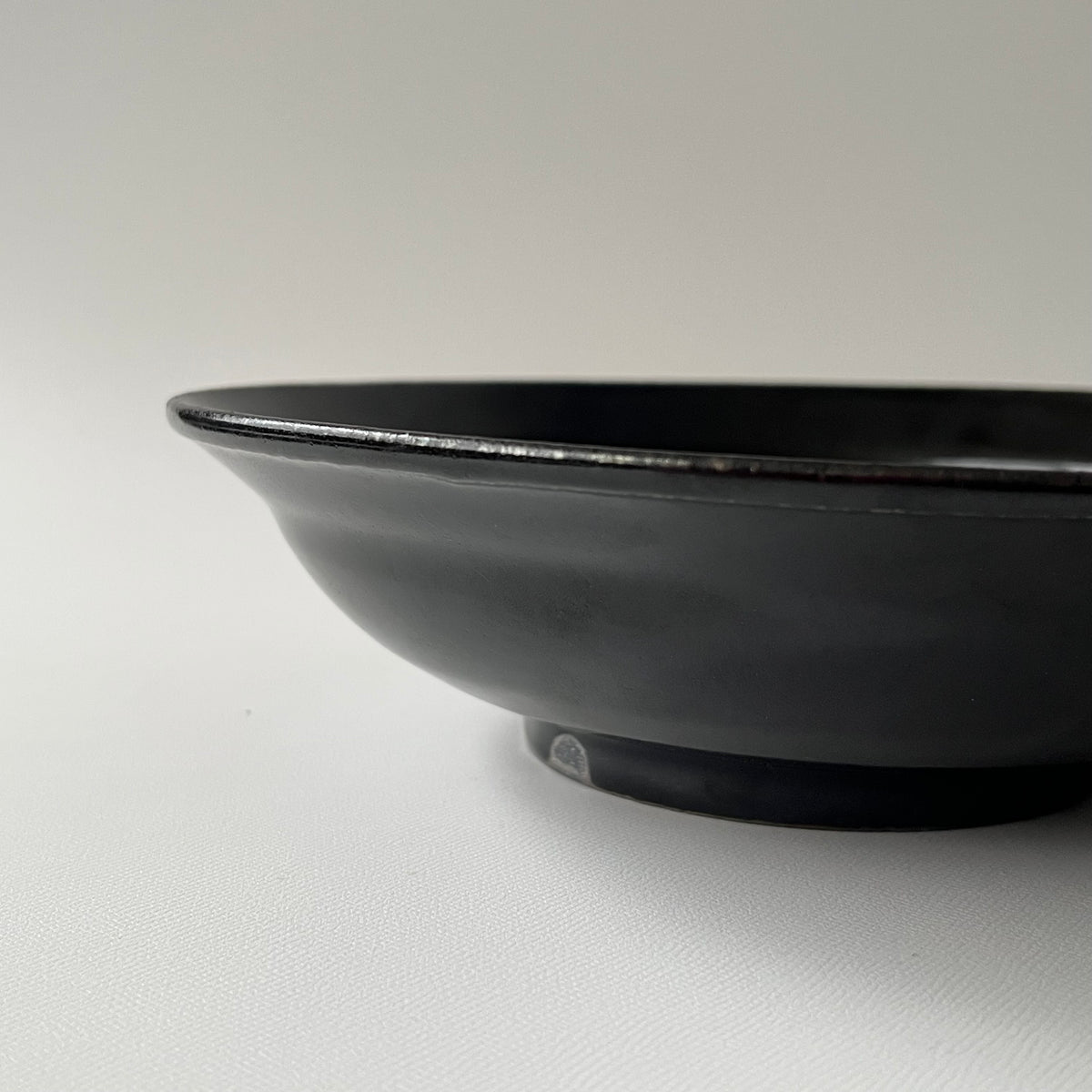 黒釉皿